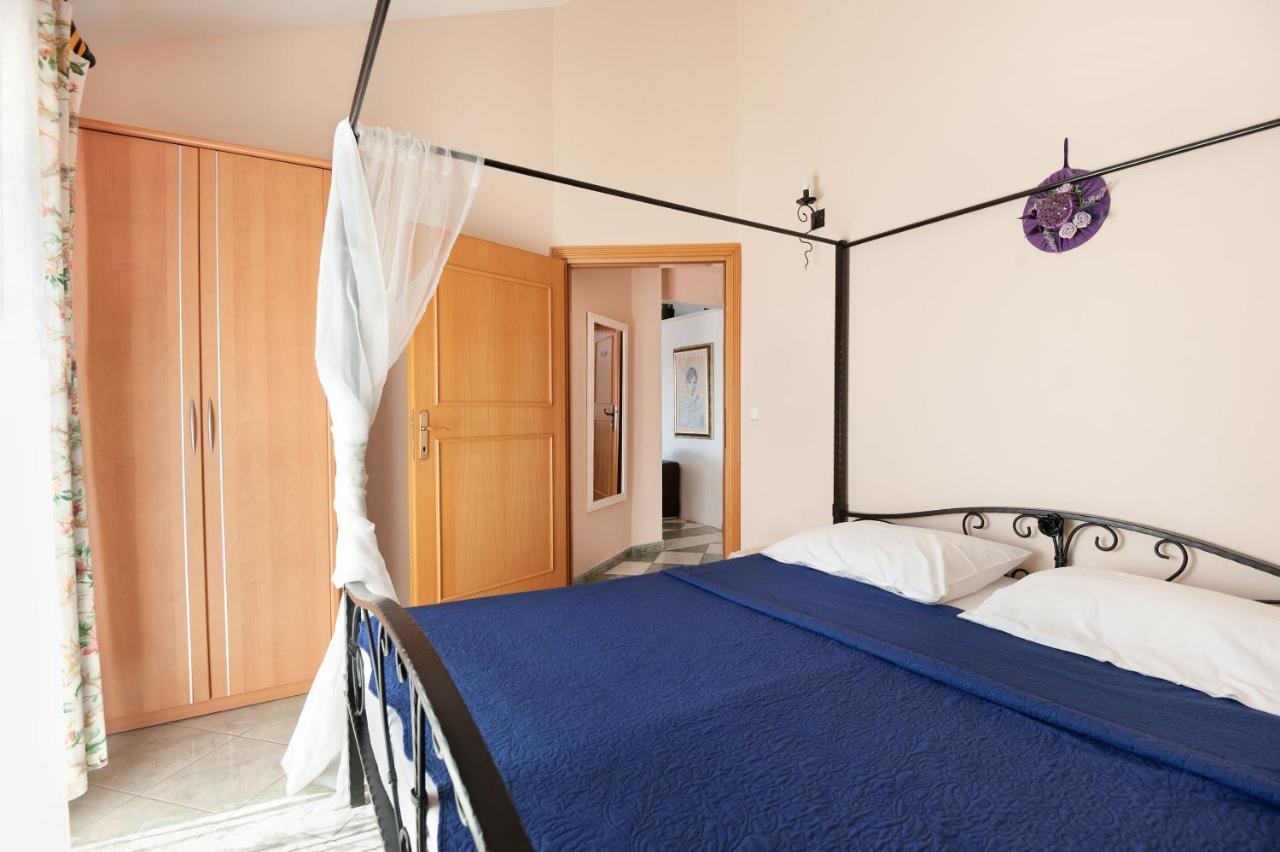 Apartments Gordana Локва-Рогозница Экстерьер фото