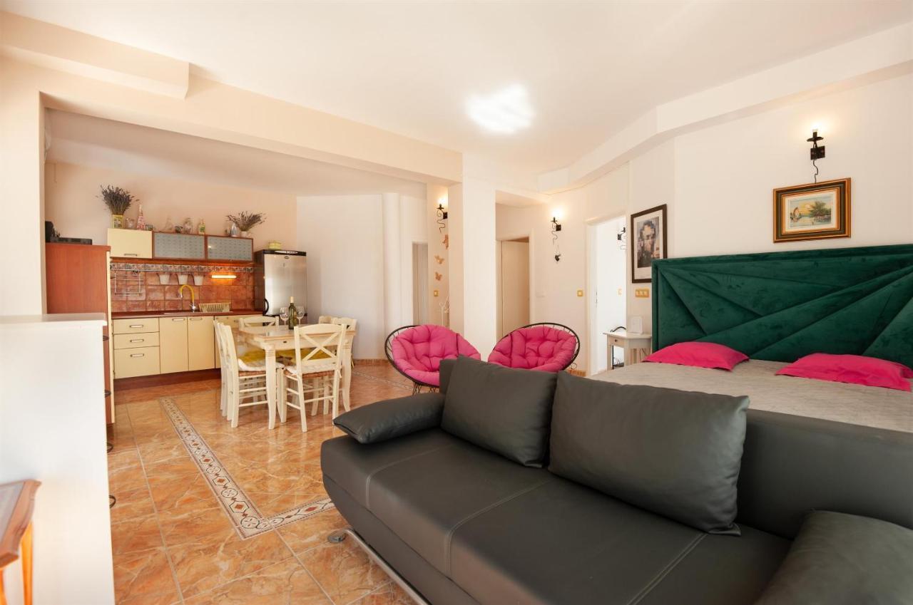 Apartments Gordana Локва-Рогозница Экстерьер фото